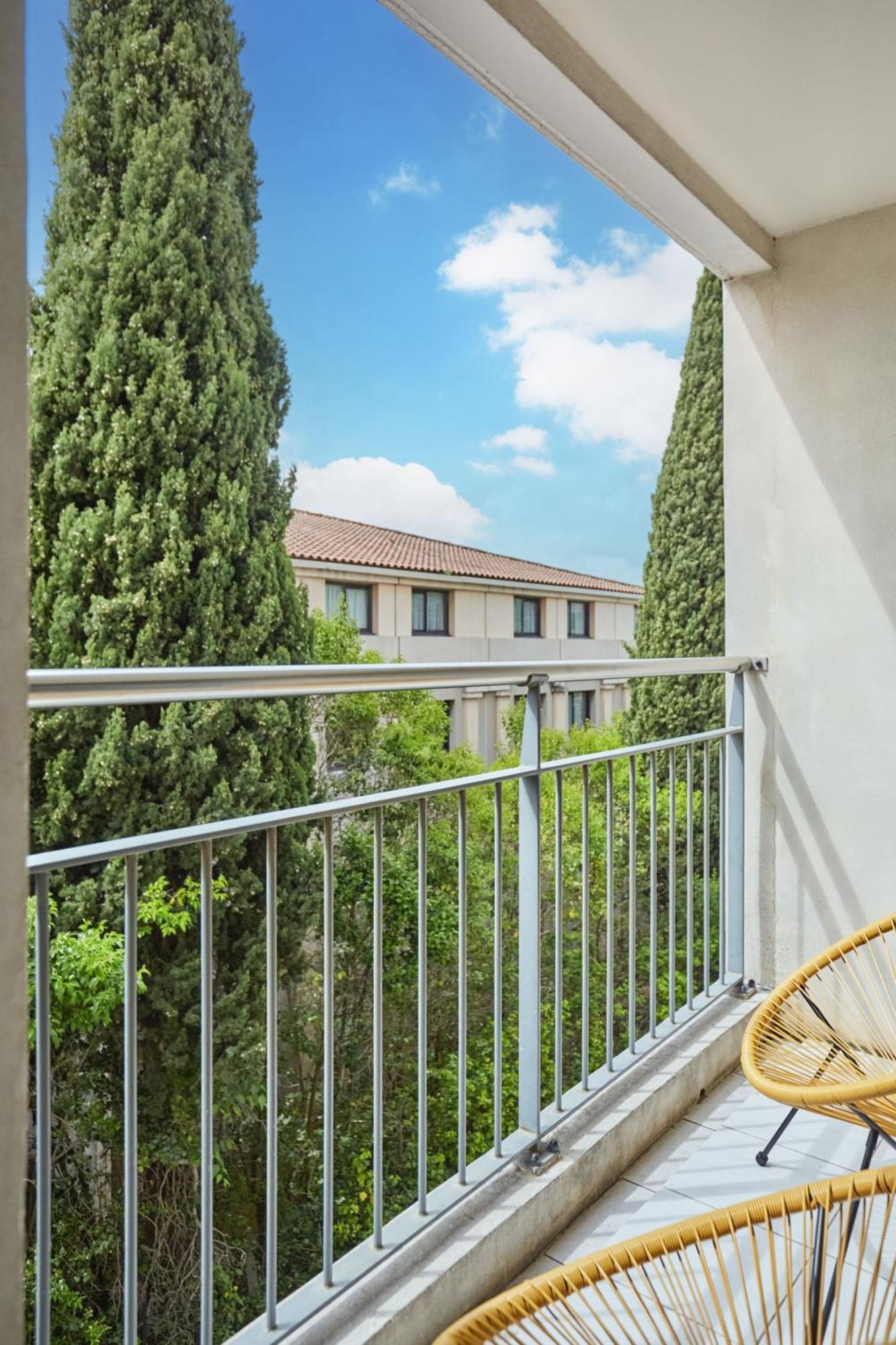 Appart Hotel Odalys City Aix En Provence Le Clos De La Chartreuse Aix-en-Provence Exterior foto